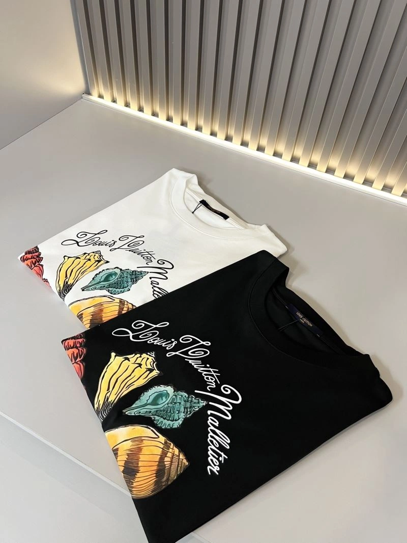 Stylish Louis Vuitton T-Shirts 137222