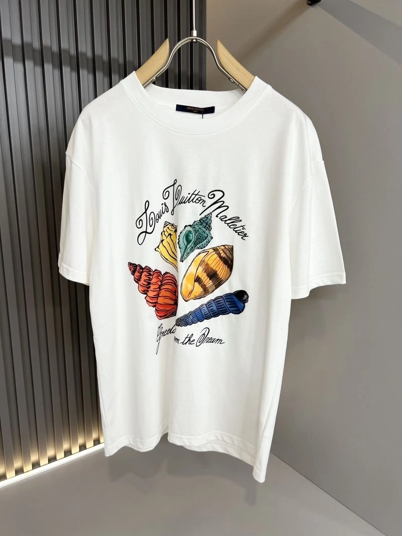Sustainable Louis Vuitton T-Shirts 137221