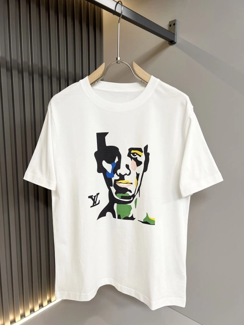 Louis Vuitton T-Shirts Refined 137223