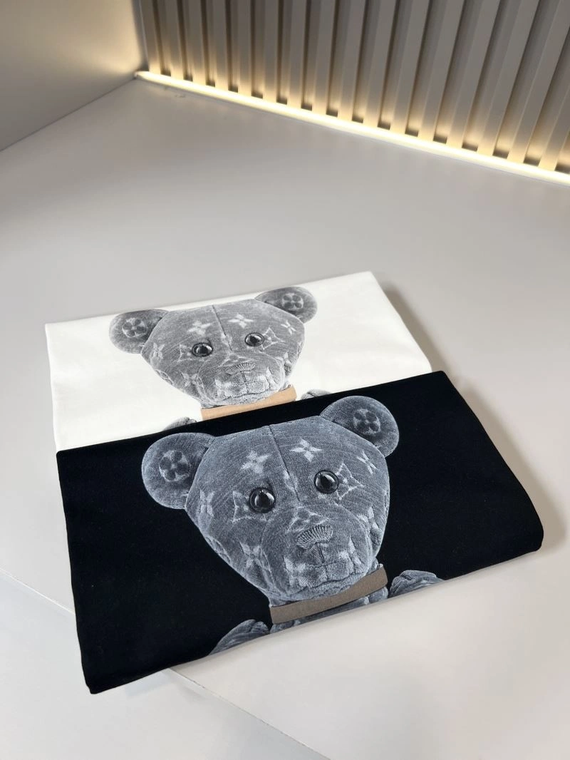 Louis Vuitton T-Shirts Functional 137218