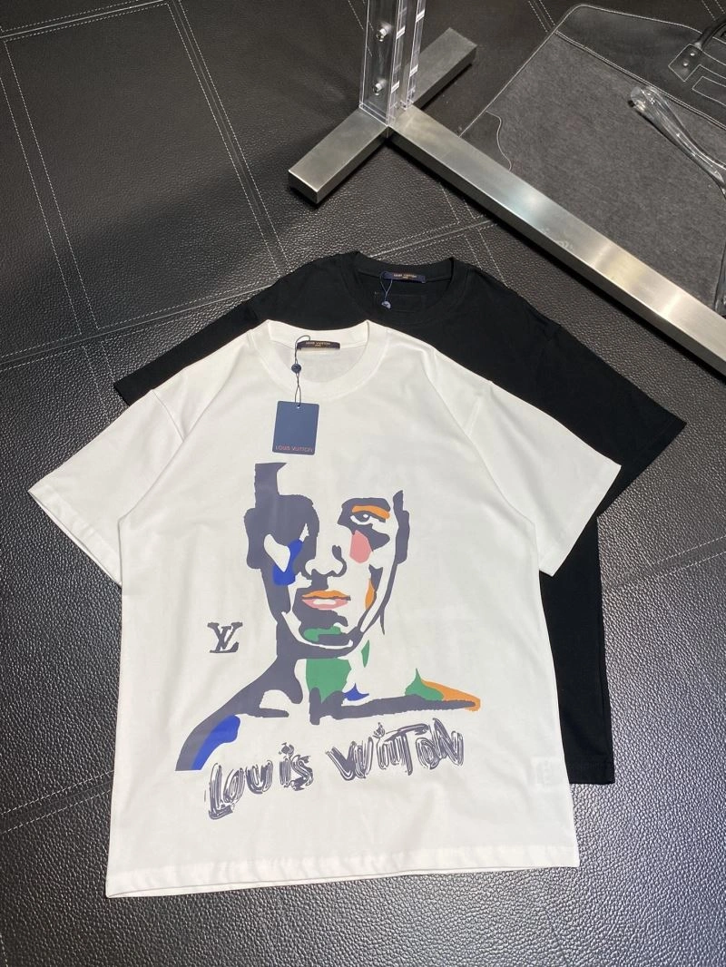 Practical Louis Vuitton T-Shirts 137200