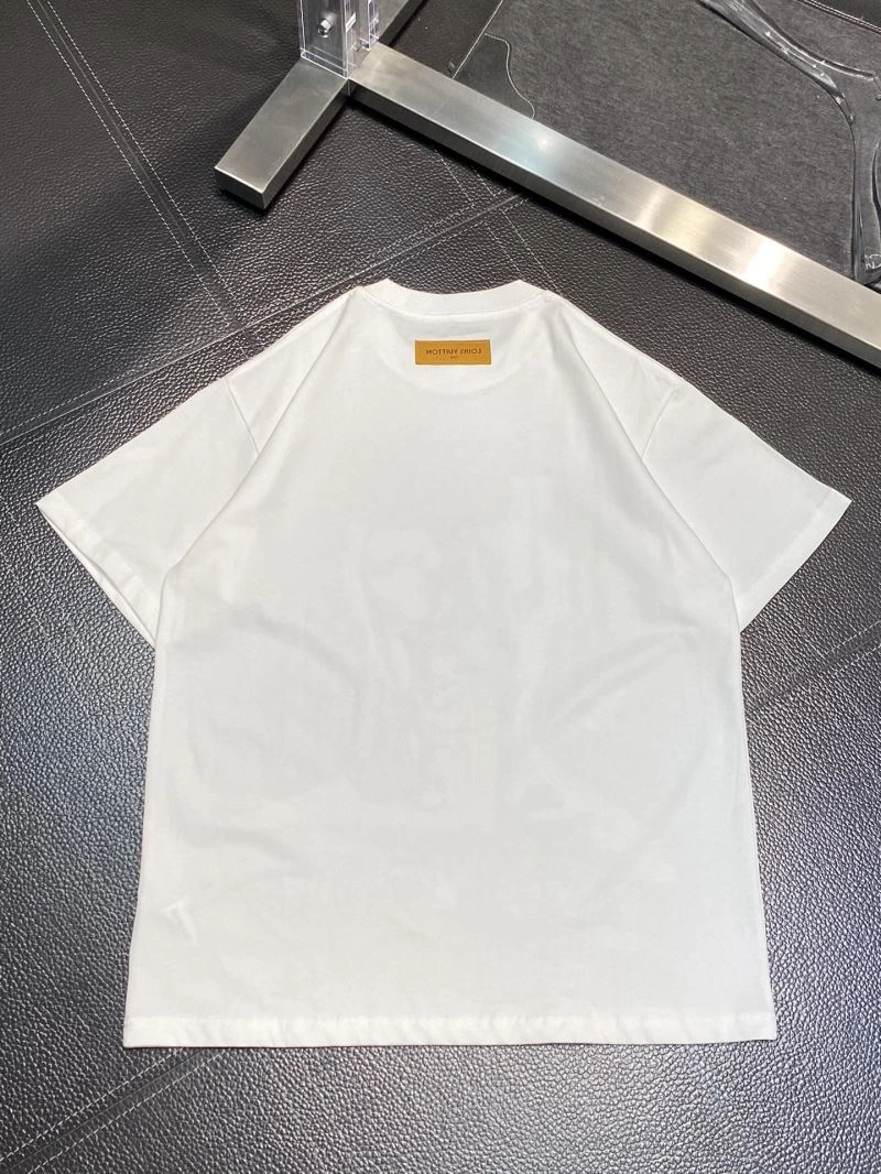 Practical Louis Vuitton T-Shirts 137200
