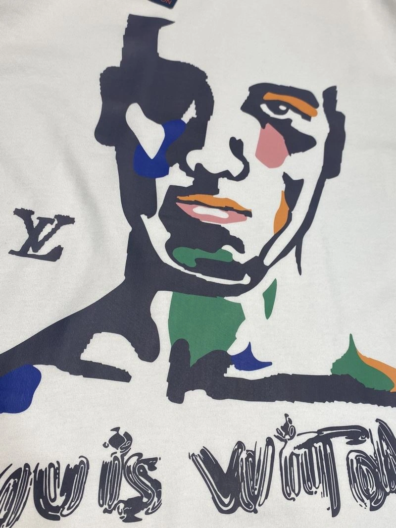Practical Louis Vuitton T-Shirts 137200