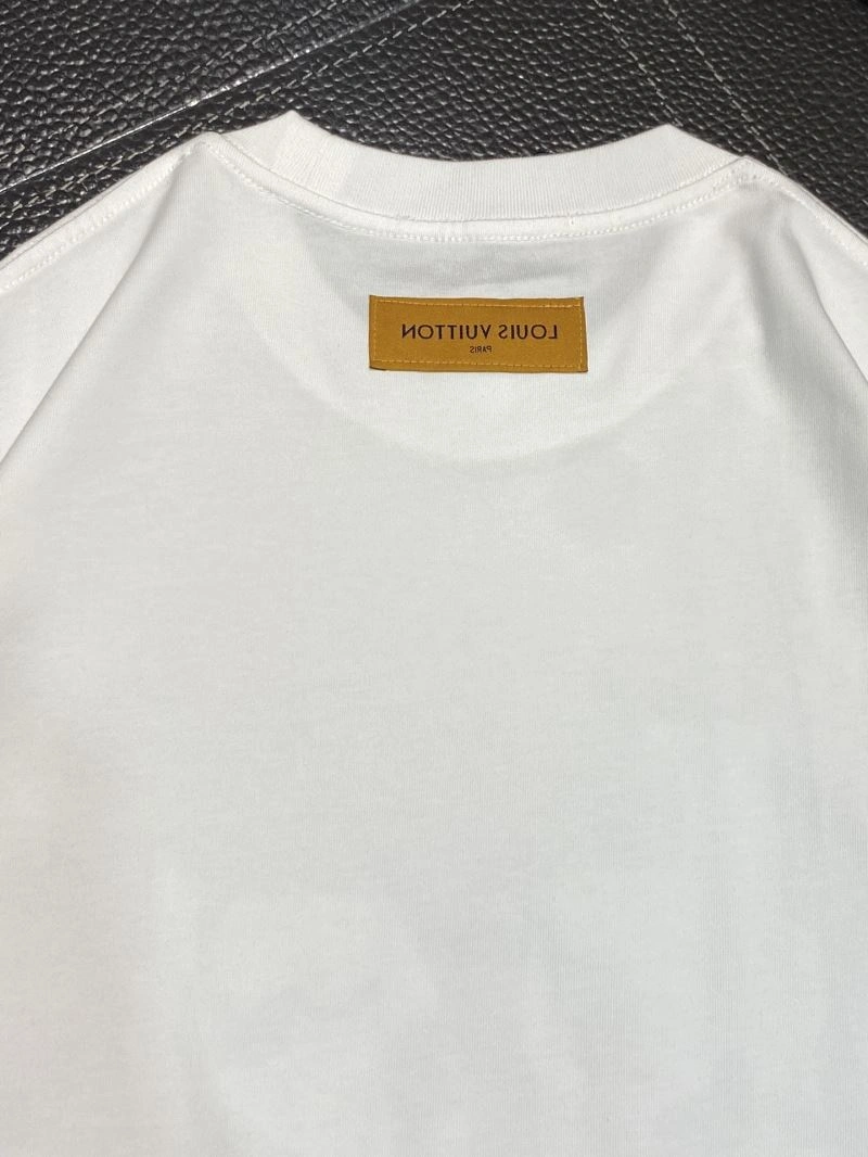 Practical Louis Vuitton T-Shirts 137200