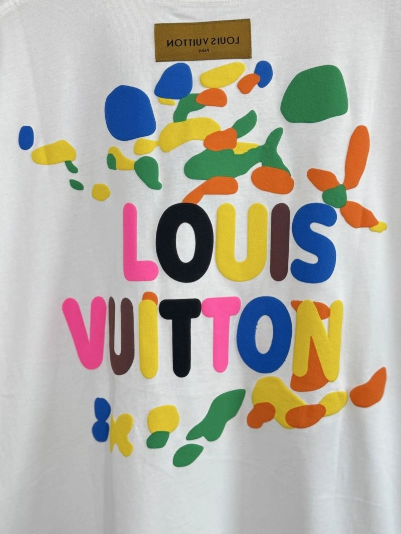 Sleek Louis Vuitton T-Shirts 137215