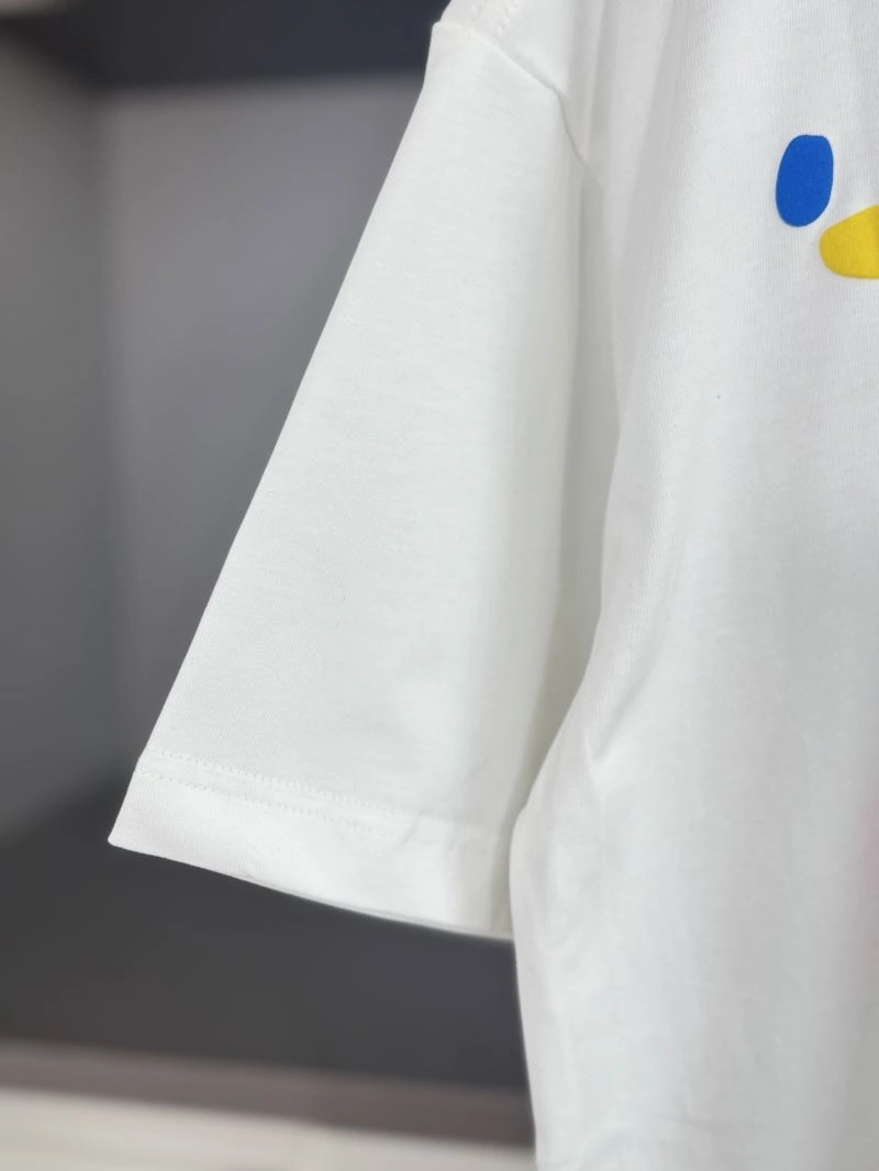 Sleek Louis Vuitton T-Shirts 137215