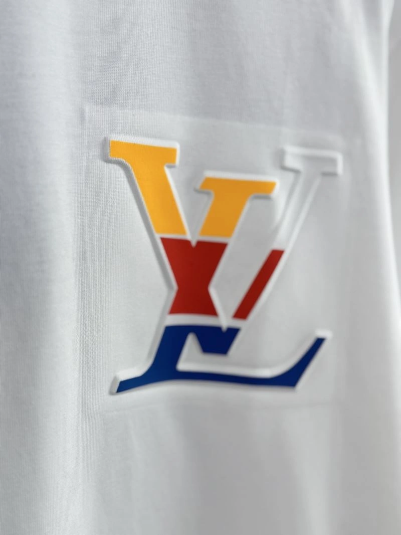 Louis Vuitton T-Shirts EyeCatching 137189