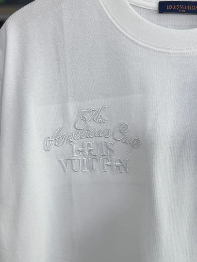 Louis Vuitton T-Shirts EyeCatching 137189