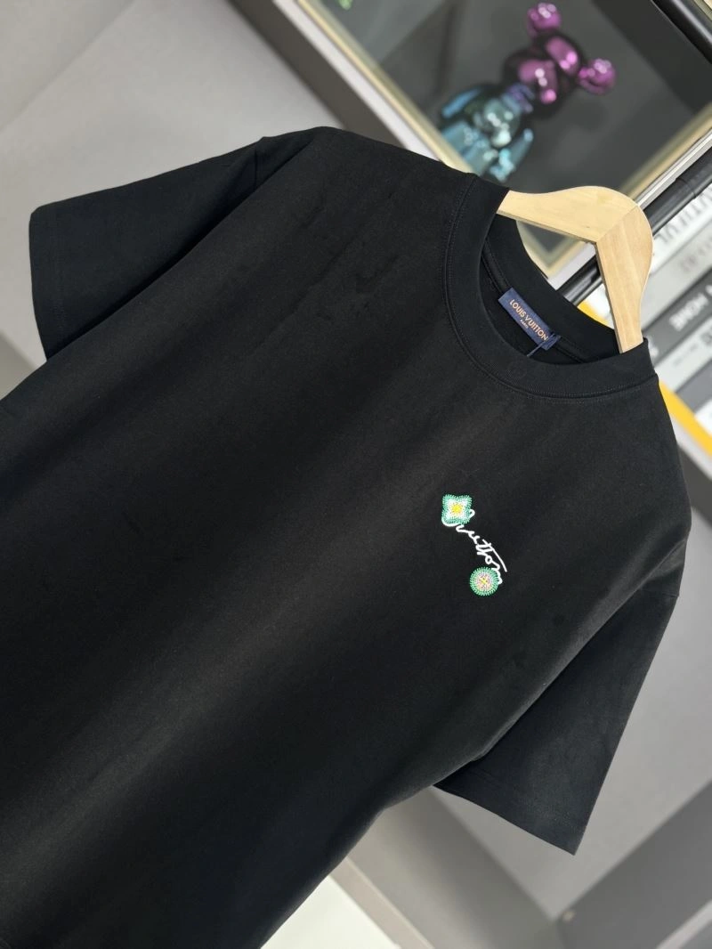 WaterResistant Louis Vuitton T-Shirts 137208