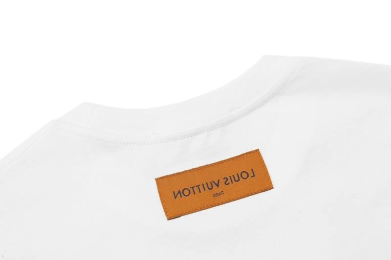 Louis Vuitton T-Shirts EyeCatching 137195