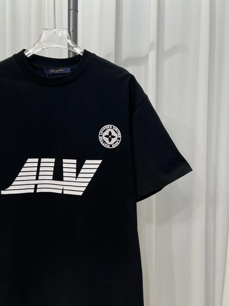 Sophisticated Louis Vuitton T-Shirts 137190