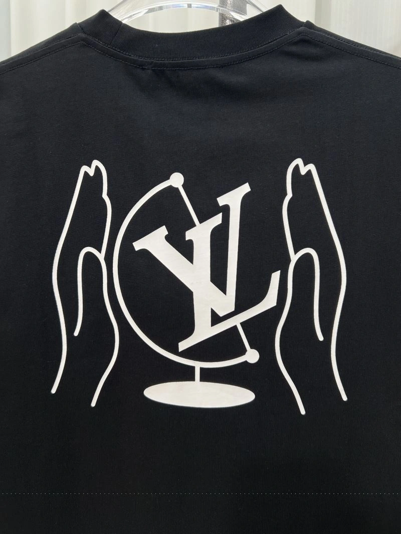 Sophisticated Louis Vuitton T-Shirts 137190