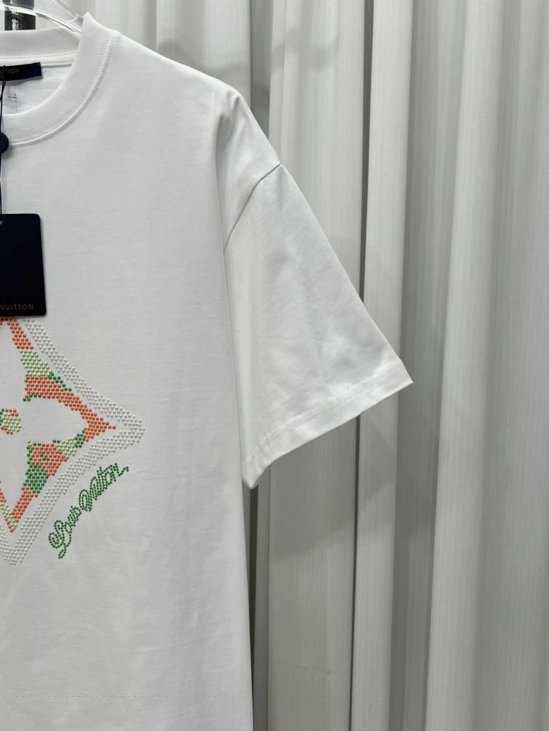 SoftTouch Louis Vuitton T-Shirts 137187