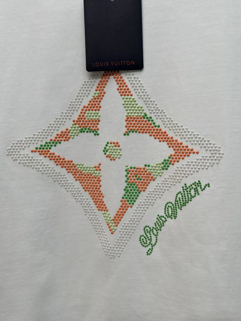 SoftTouch Louis Vuitton T-Shirts 137187
