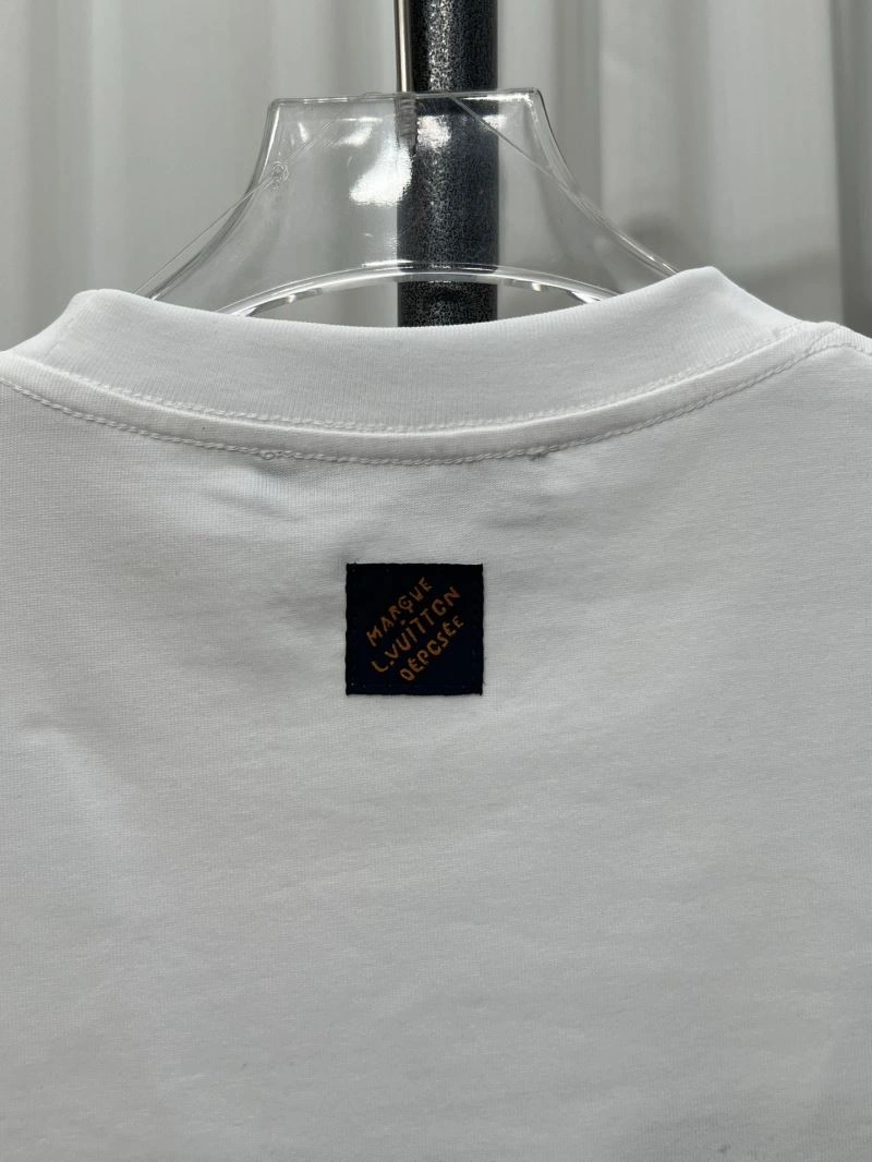 SoftTouch Louis Vuitton T-Shirts 137187