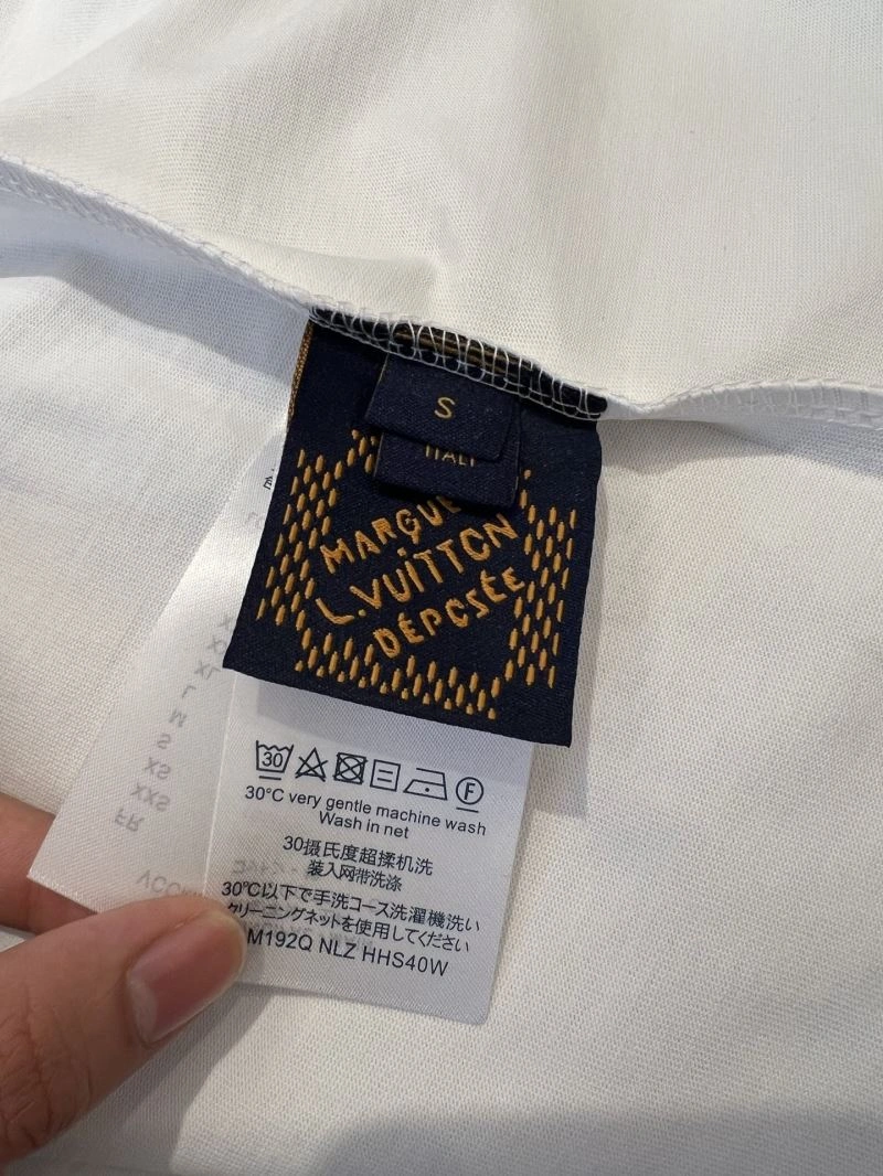 SoftTouch Louis Vuitton T-Shirts 137187