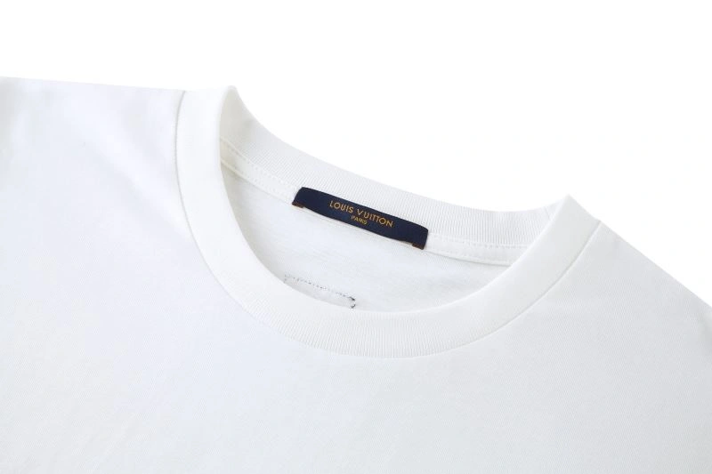 Louis Vuitton T-Shirts Elegant 137183
