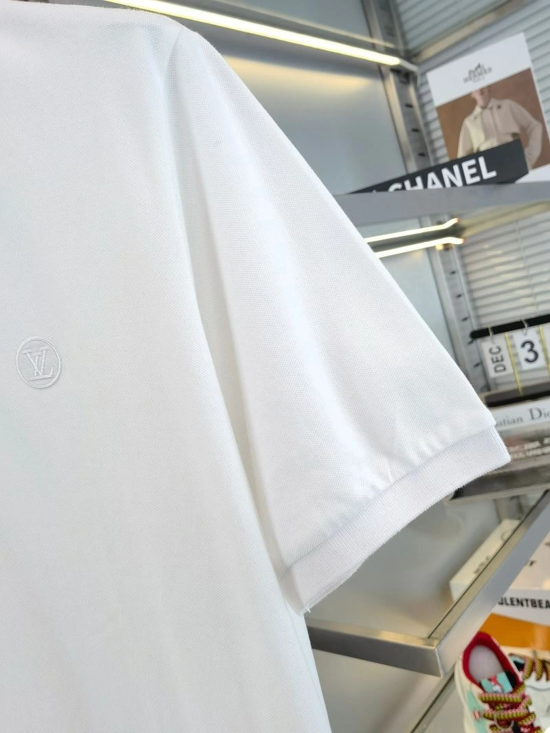 Lightweight Louis Vuitton T-Shirts 137188