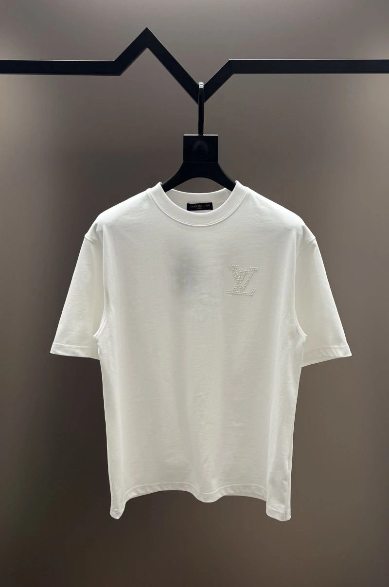 Louis Vuitton T-Shirts Affordable 137182