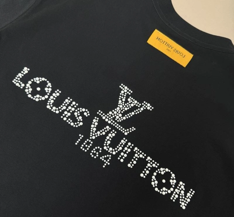 Louis Vuitton T-Shirts Compact 137181