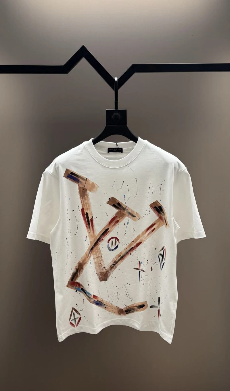 AllSeason Louis Vuitton T-Shirts 137180