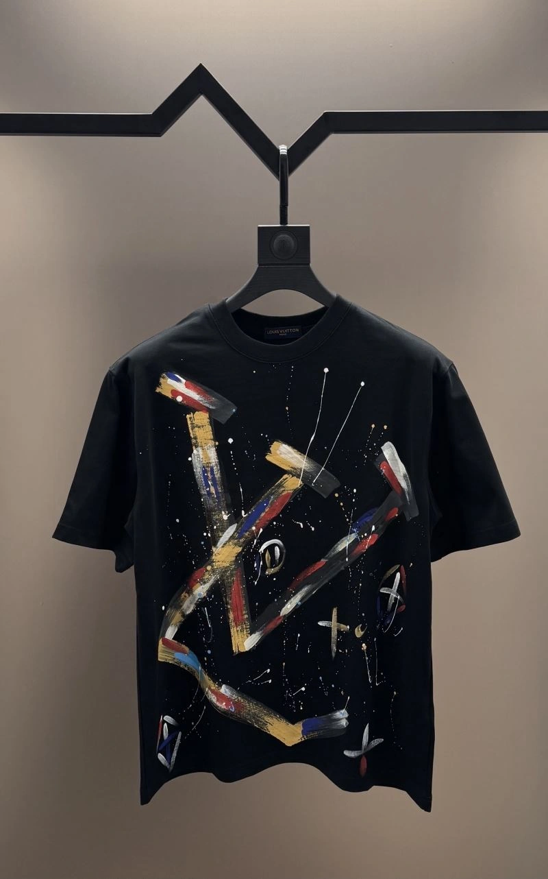 Louis Vuitton T-Shirts Vibrant 137179
