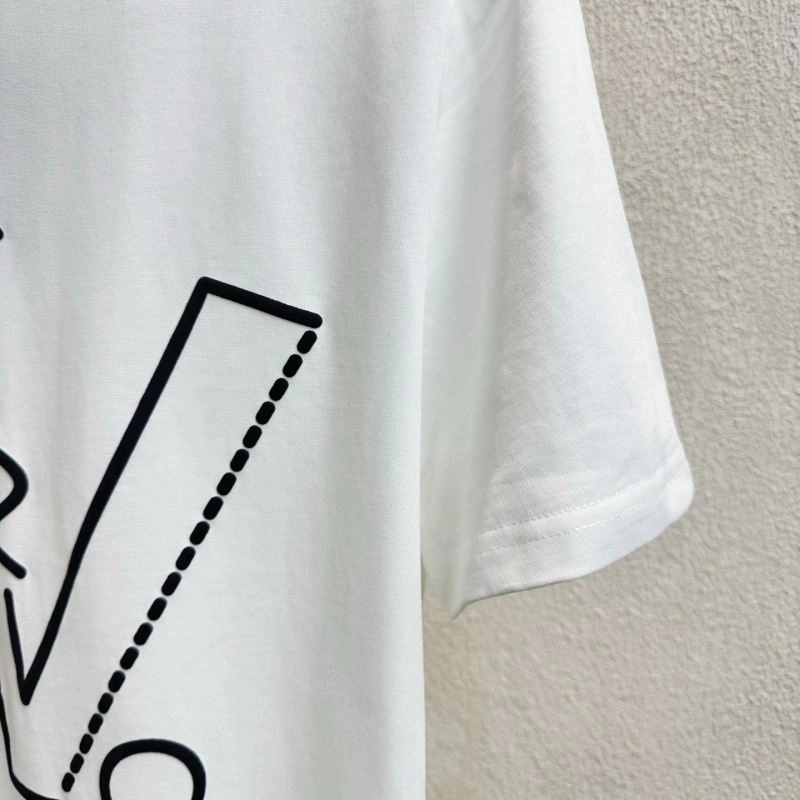 Louis Vuitton T-Shirts GoAnywhere 137178