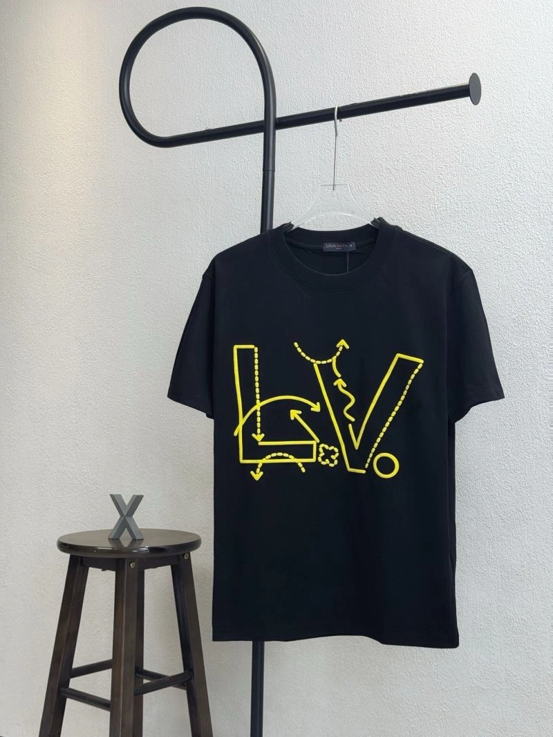 Louis Vuitton T-Shirts GoAnywhere 137178