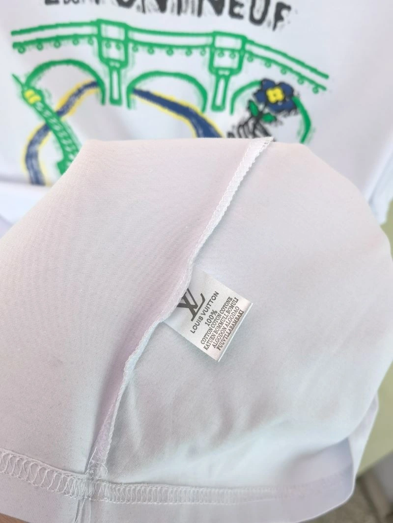Louis Vuitton T-Shirts TechFriendly 137160
