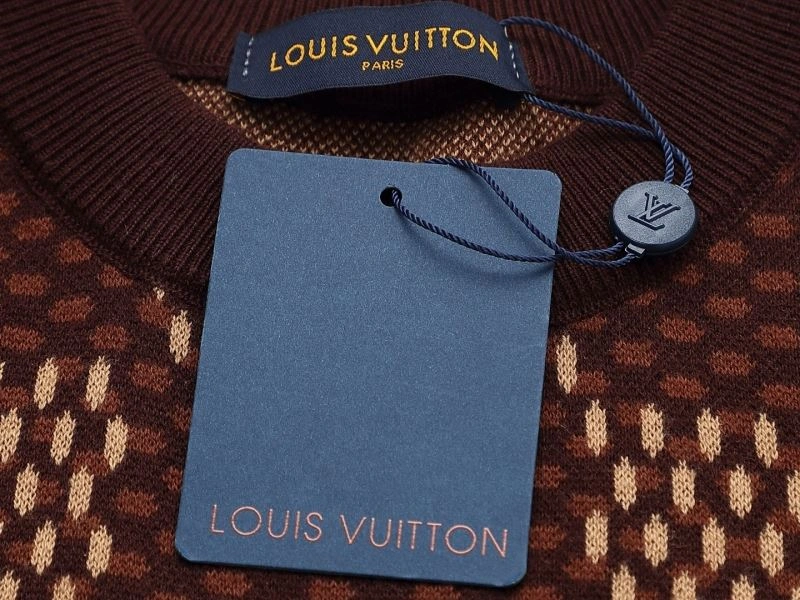 Upgraded Louis Vuitton T-Shirts 137153