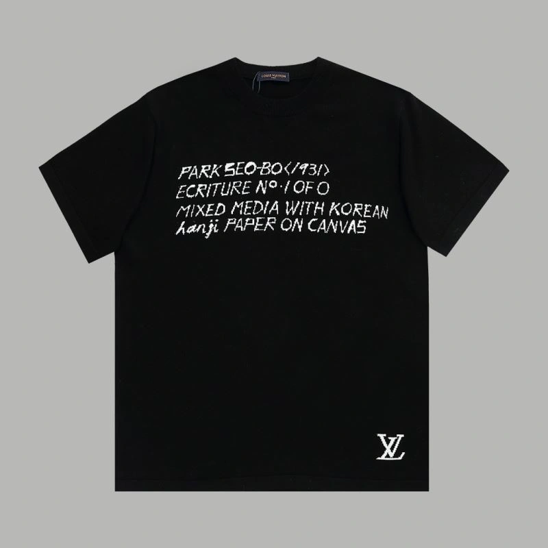 Fashionable Louis Vuitton T-Shirts 137155