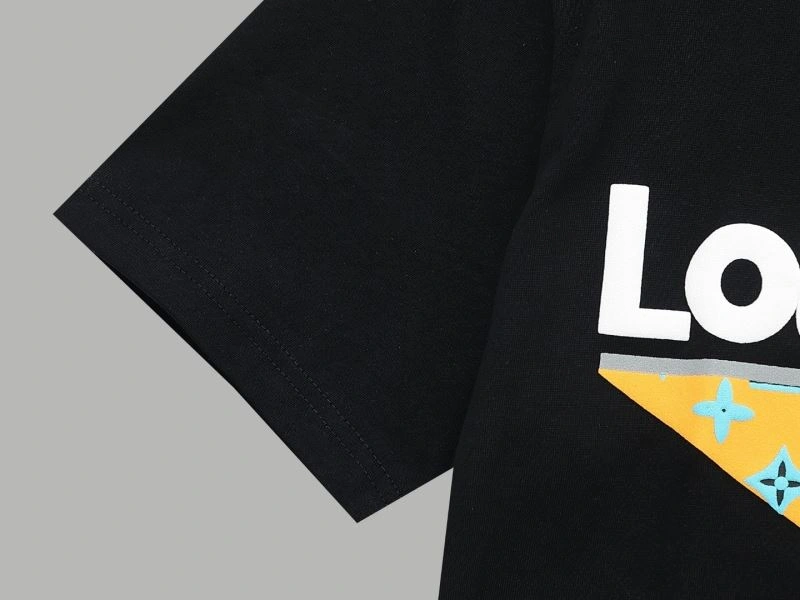 Louis Vuitton T-Shirts RelaxedFit 137156