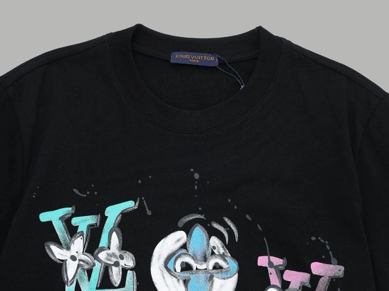 Attractive Louis Vuitton T-Shirts 137185