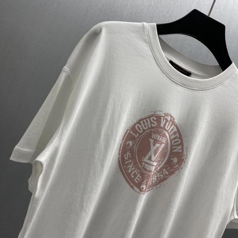 Louis Vuitton T-Shirts Flexible 137170
