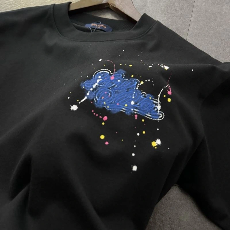 Louis Vuitton T-Shirts Stylish 137154