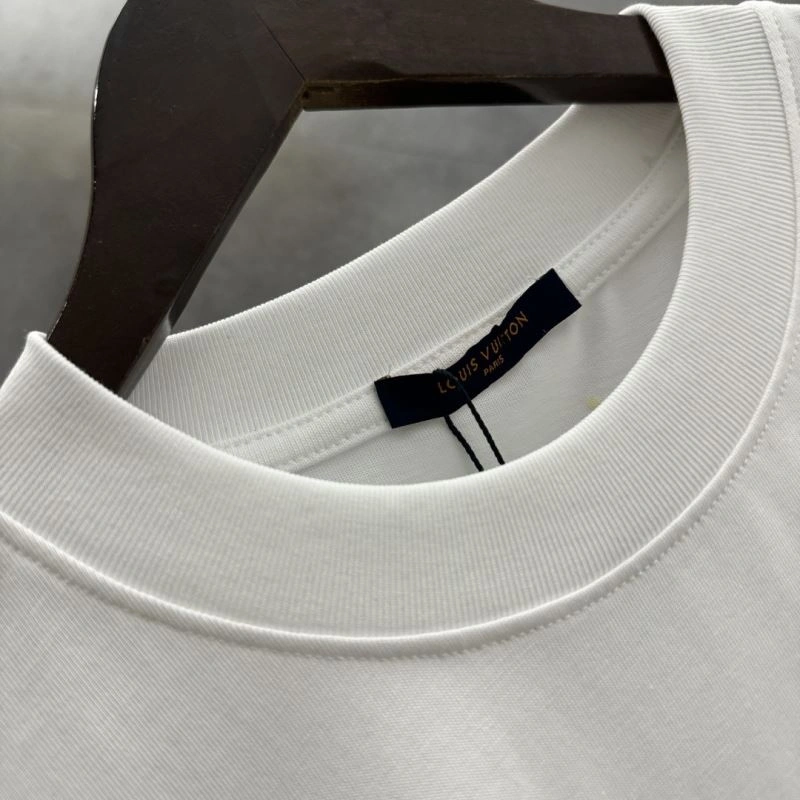 SunProtective Louis Vuitton T-Shirts 137146