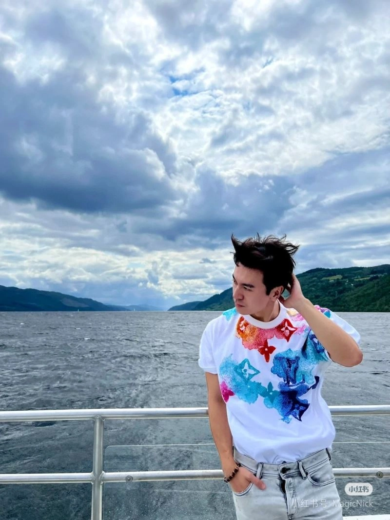 Louis Vuitton T-Shirts Practical 137164
