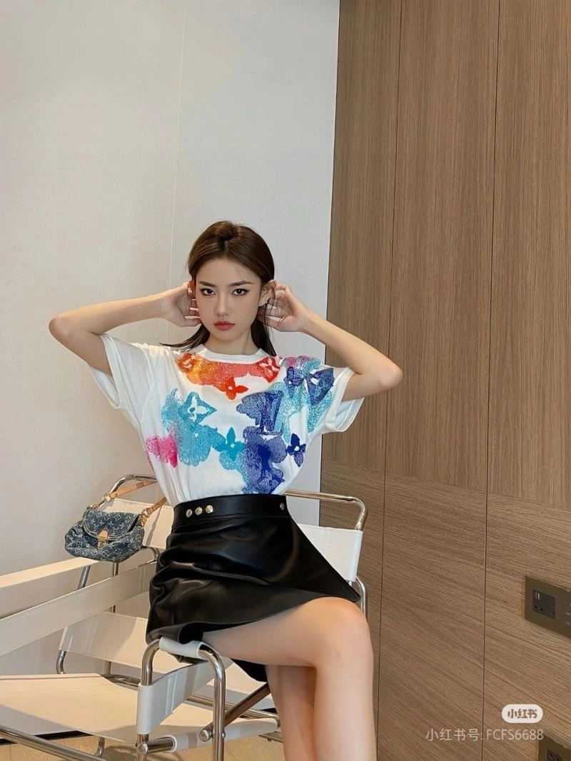 Louis Vuitton T-Shirts Practical 137164