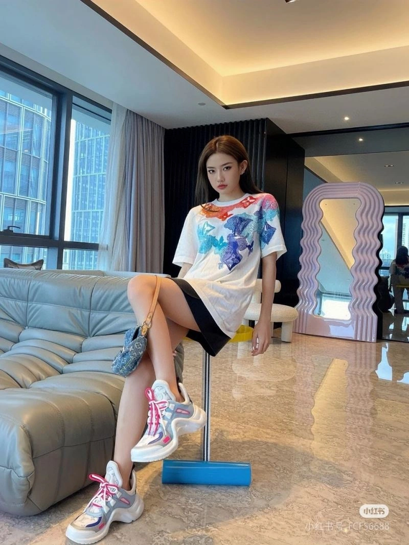 Louis Vuitton T-Shirts Practical 137164