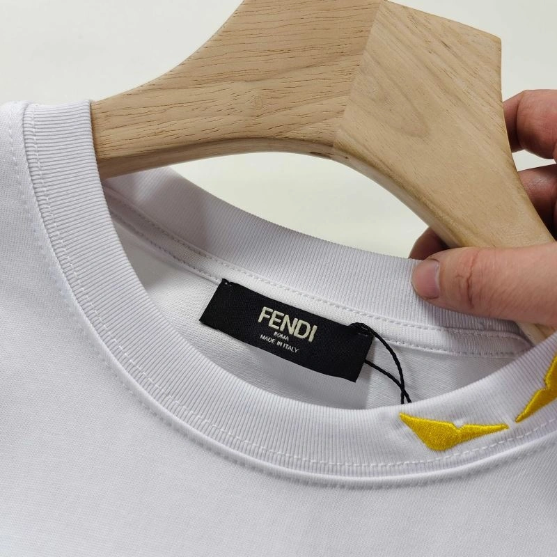 Louis Vuitton T-Shirts ModernLook 137150