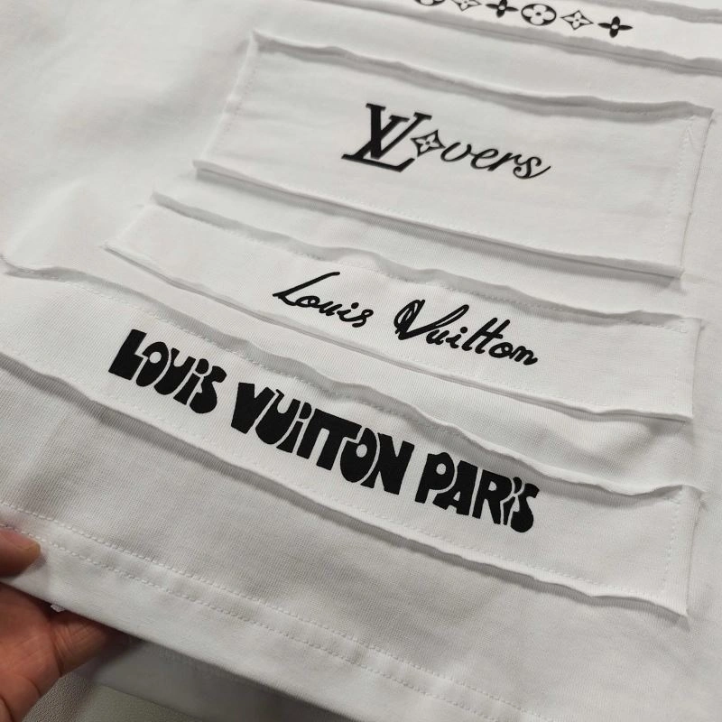 Louis Vuitton T-Shirts Seasonal 137142