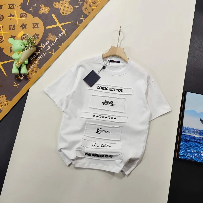 Louis Vuitton T-Shirts Seasonal 137142