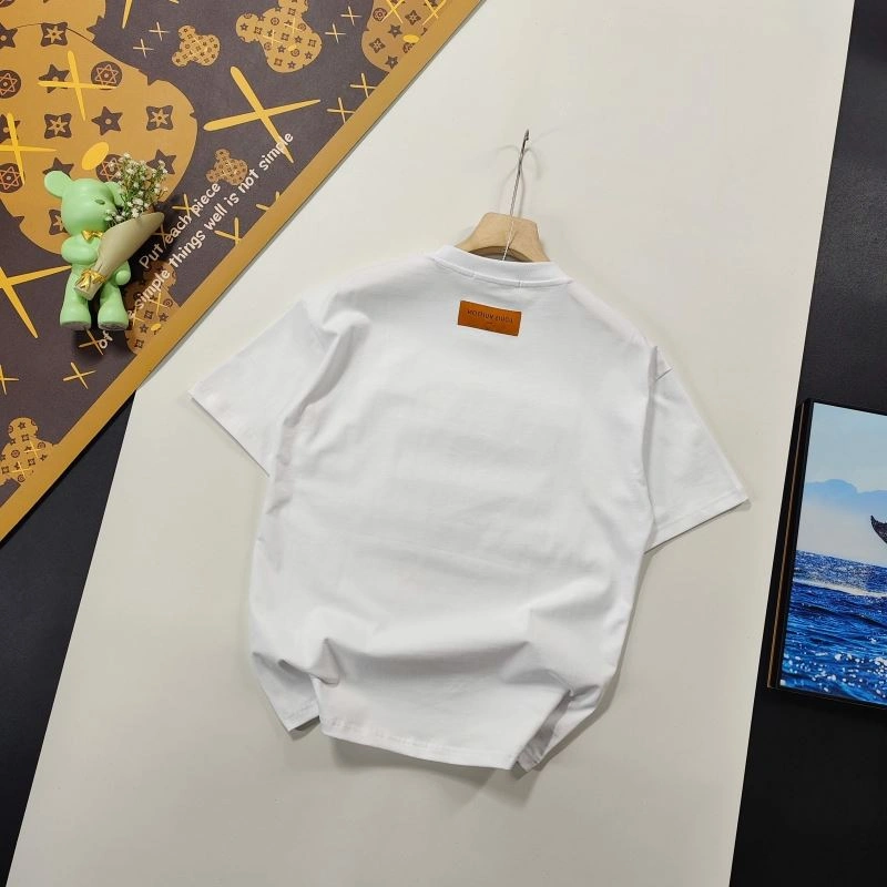 Louis Vuitton T-Shirts Seasonal 137142