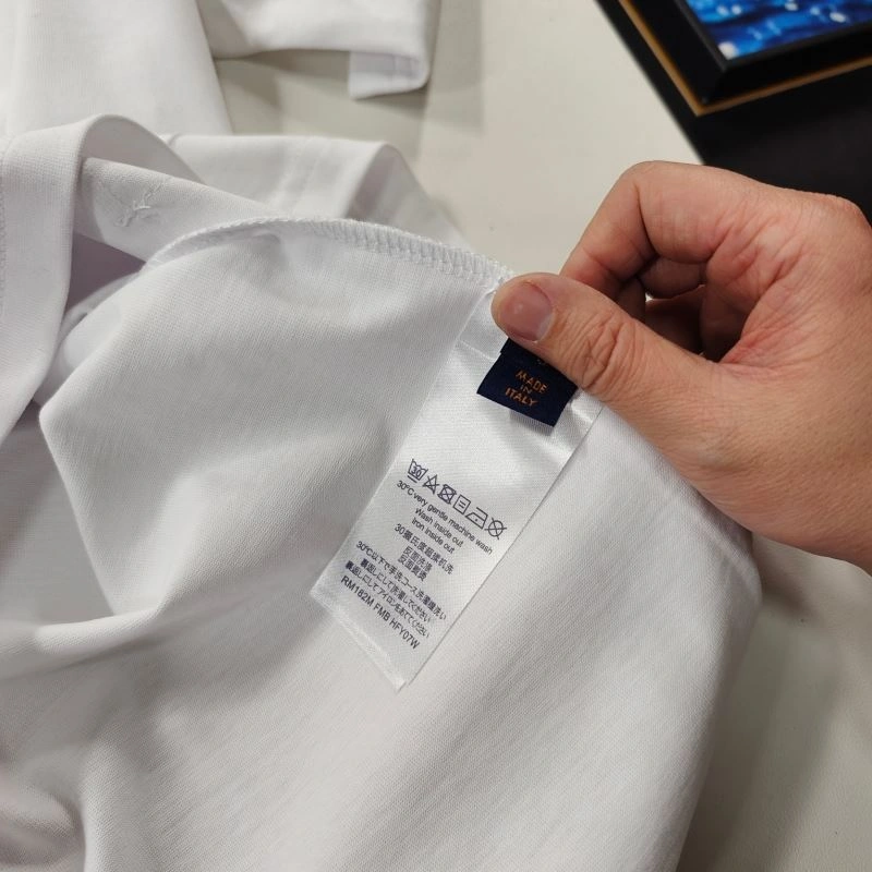 Louis Vuitton T-Shirts Seasonal 137142