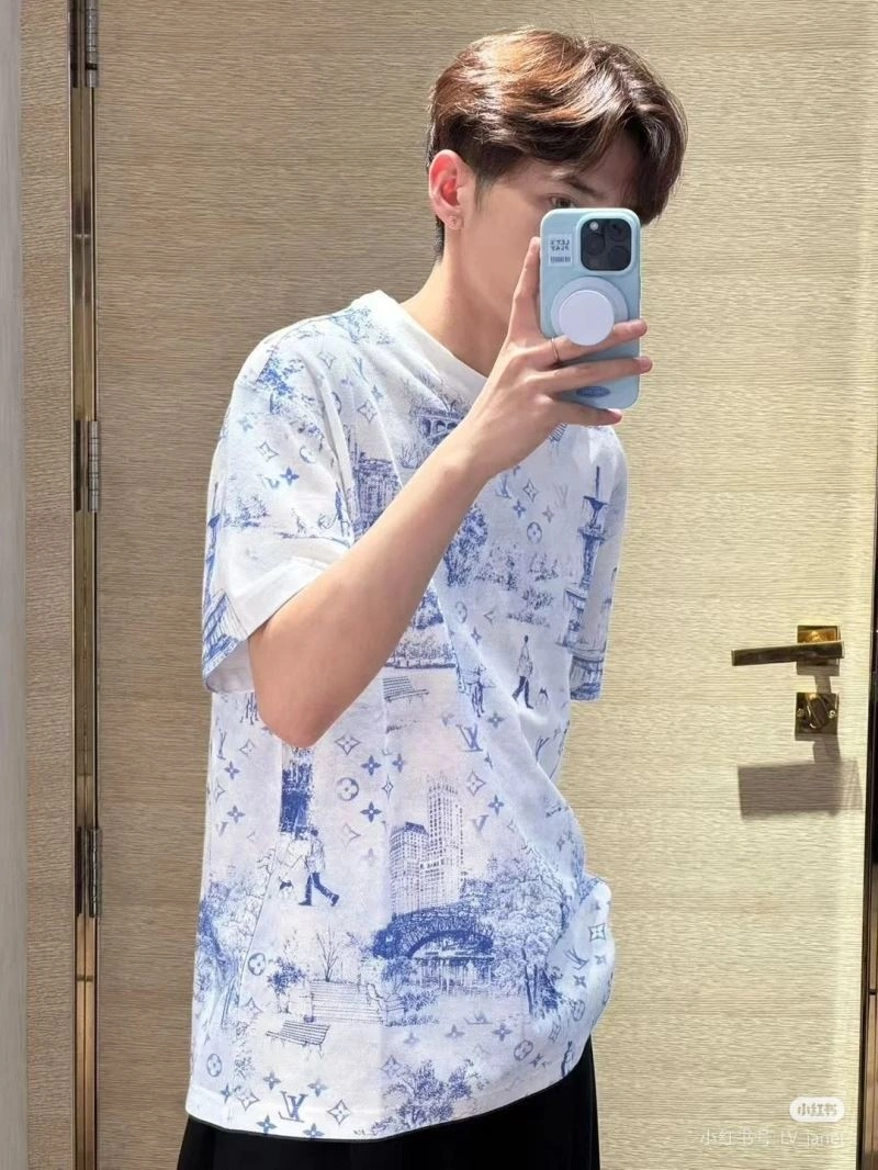 OdorResistant Louis Vuitton T-Shirts 137143