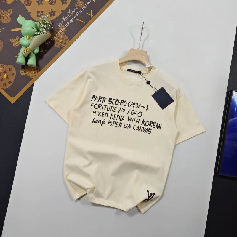Louis Vuitton T-Shirts HighQuality 137141