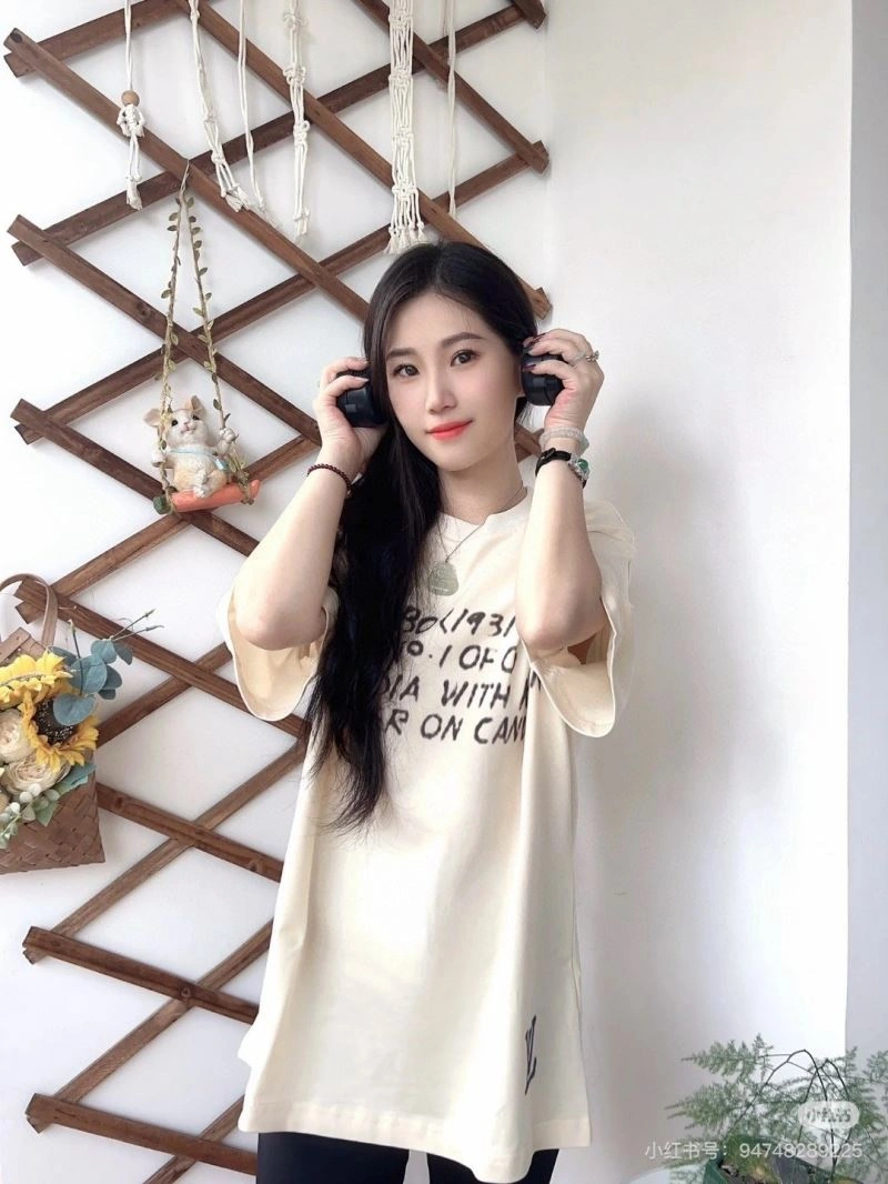 Louis Vuitton T-Shirts HighQuality 137141