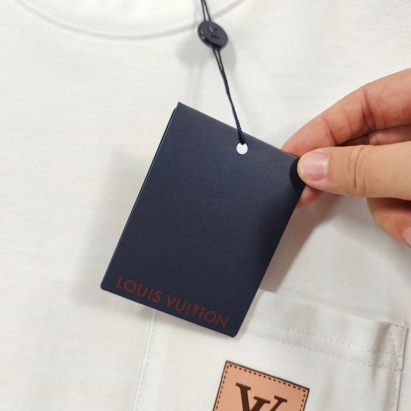 WeatherProof Louis Vuitton T-Shirts 137140