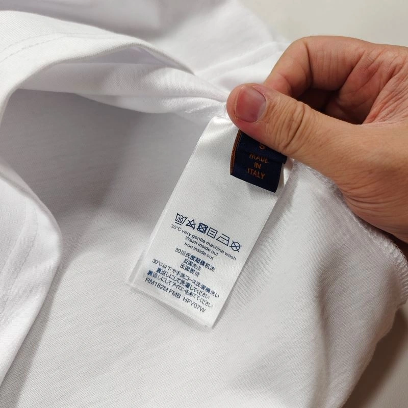 WeatherProof Louis Vuitton T-Shirts 137140