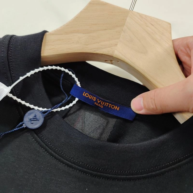 GoAnywhere Louis Vuitton T-Shirts 137136
